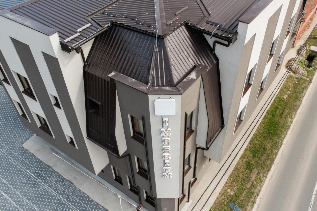 Garni Hotel Imperium 수보티차 외부 사진