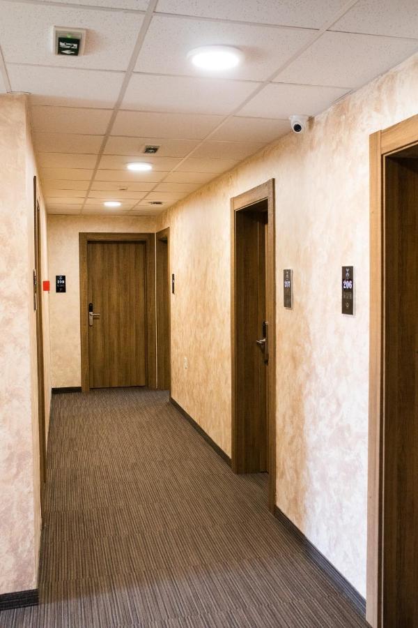 Garni Hotel Imperium 수보티차 외부 사진